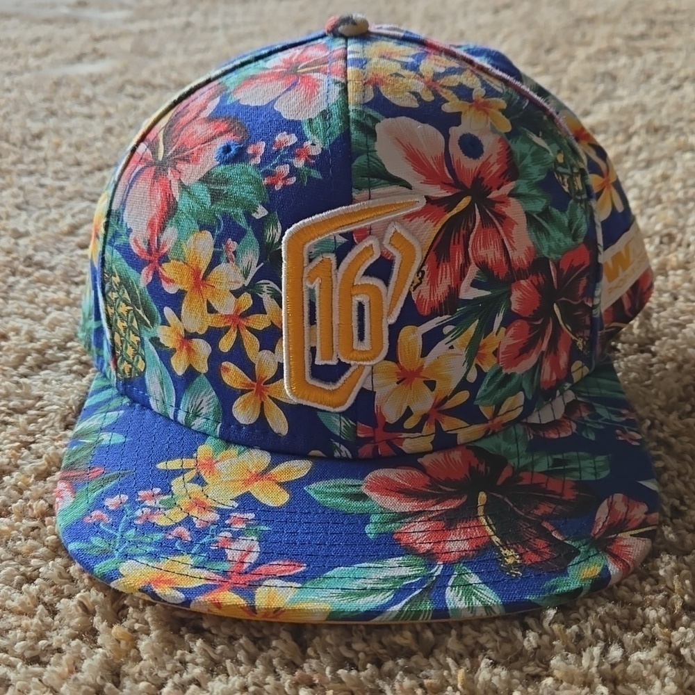 Hawaiian blue cap, like new